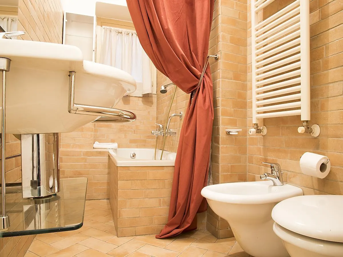Easyhomes-Disciplini Milan Italy